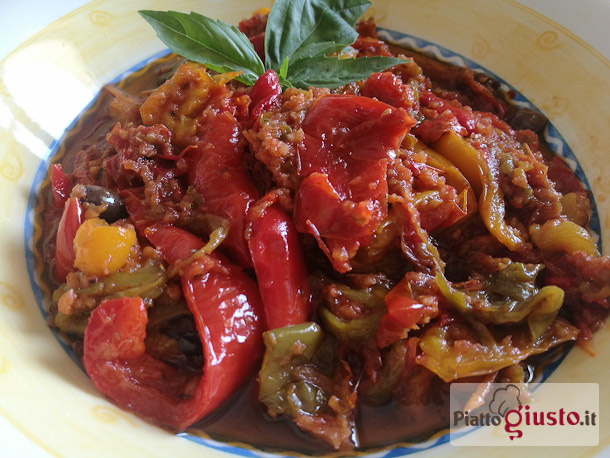 Peperoni alla pizzaiola, gratinati in padella