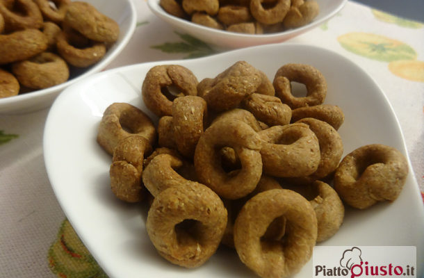 Tarallini integrali con esubero di pasta madre